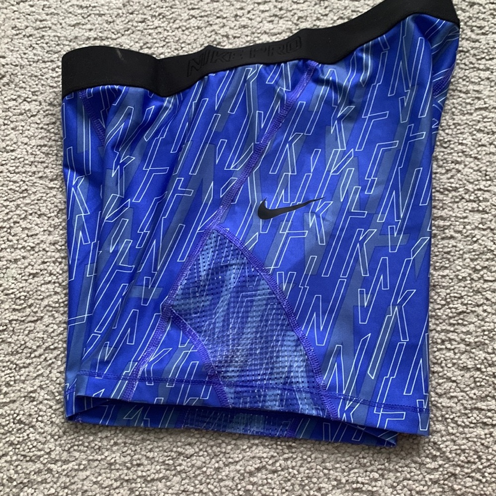 Nike Pro Shorts - Picture 8 of 10